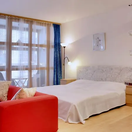 Tomkova I & Iii Apartment *