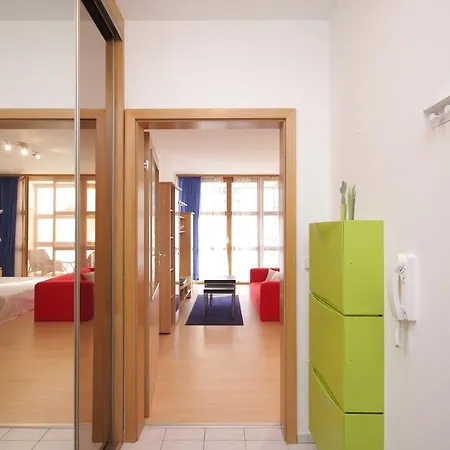 Apartment Tomkova I & Iii