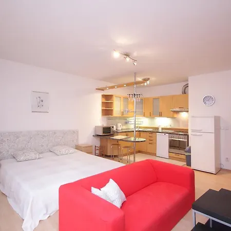 Apartment Tomkova I & Iii